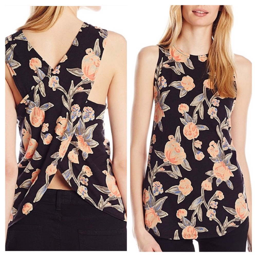 Host Pick⭐️ Lucky Brand floral black tank top